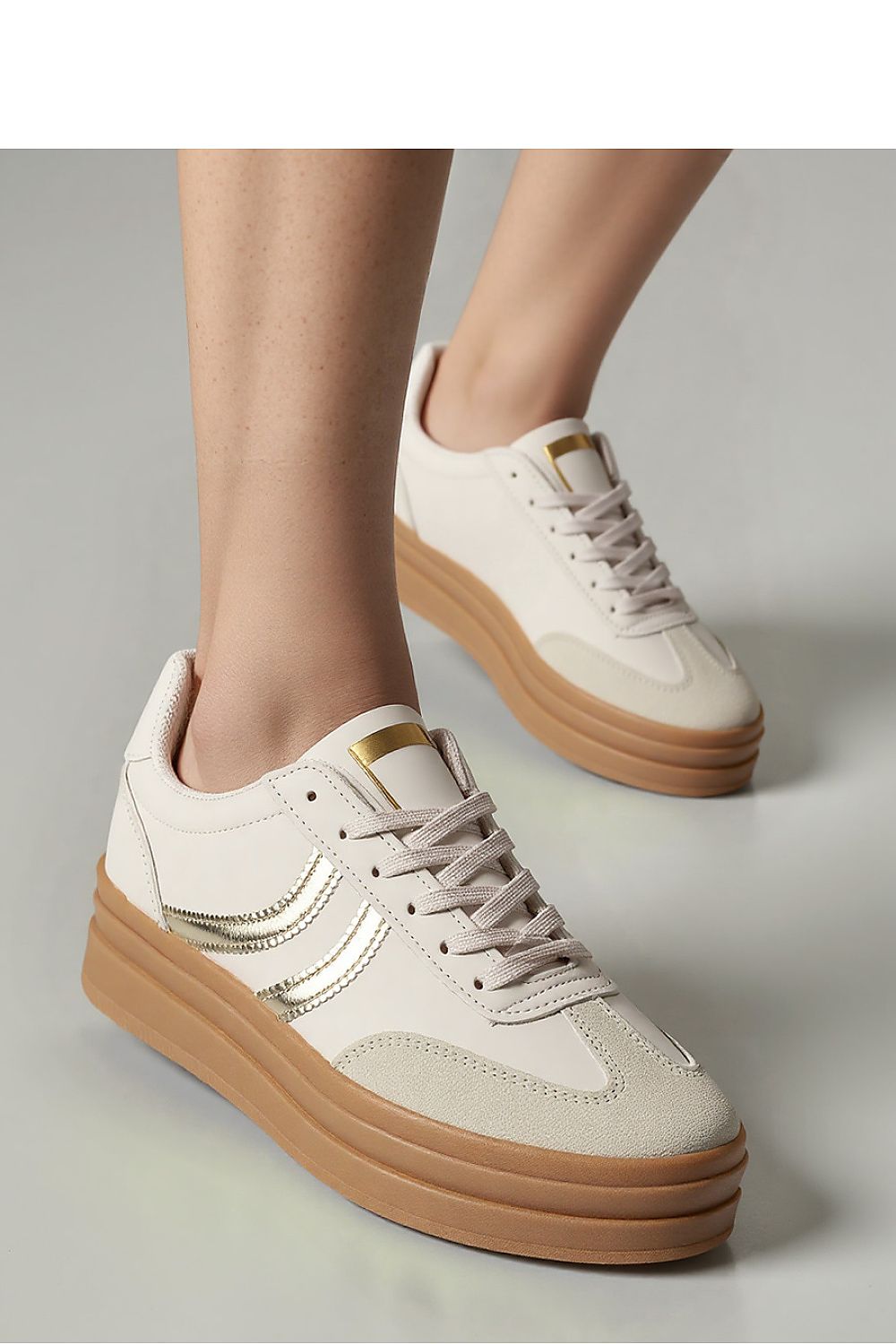 Sport Shoes model 210219 Inello