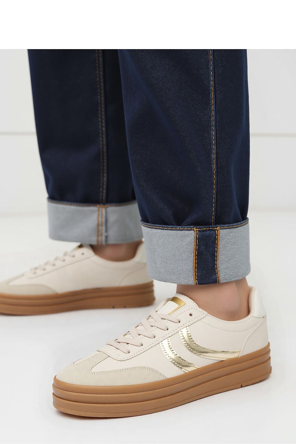 Sport Shoes model 210219 Inello