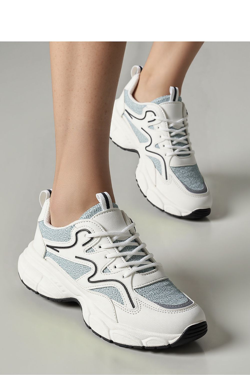 Sport Shoes model 210247 Inello