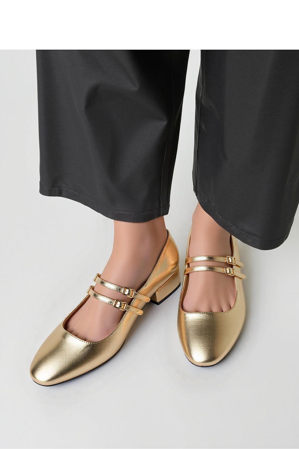 Pumps model 210292 Inello