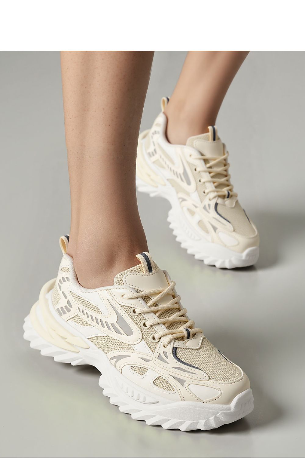 Sport Shoes model 210325 Inello