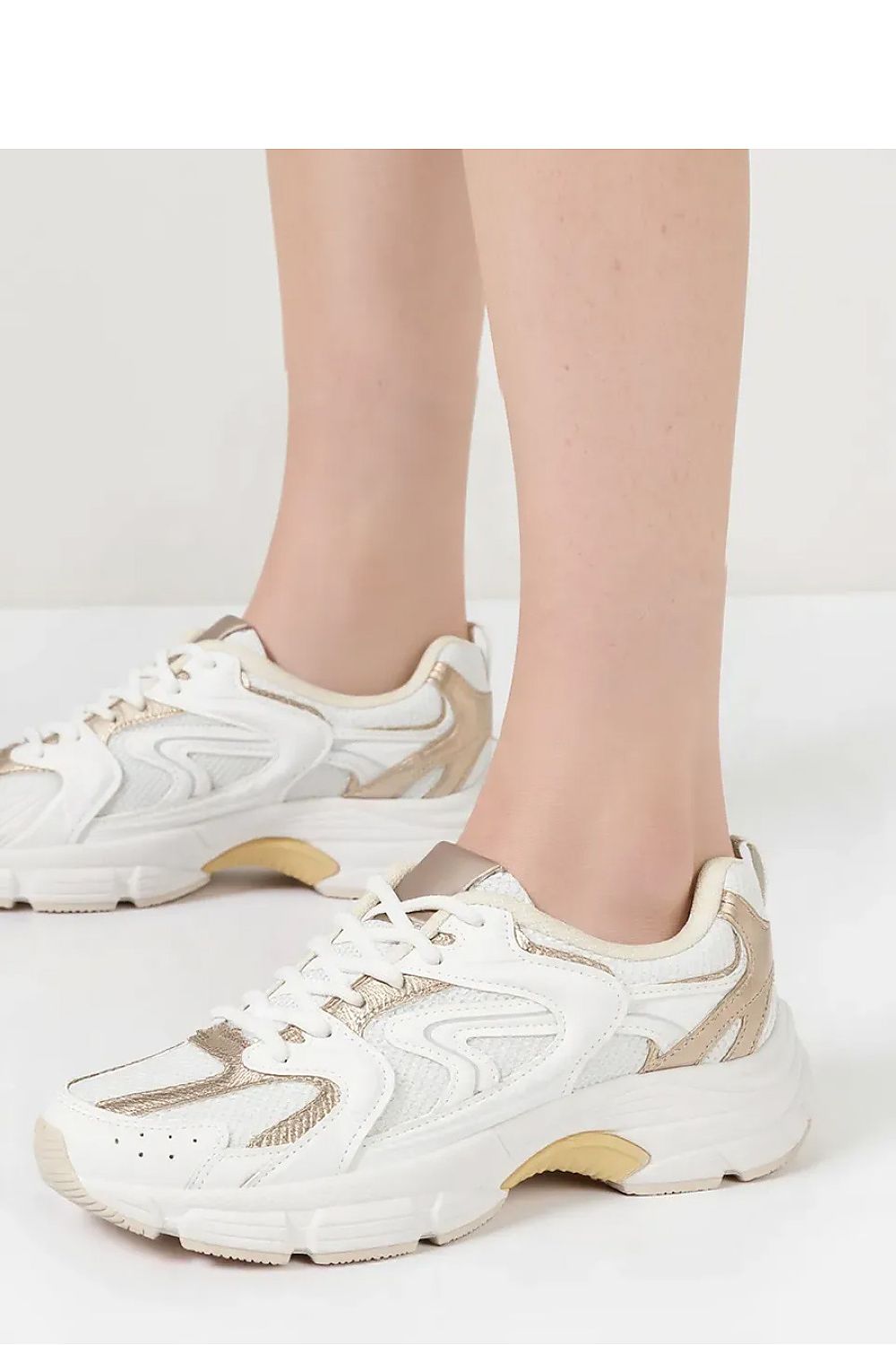 Sport Shoes model 210398 Inello