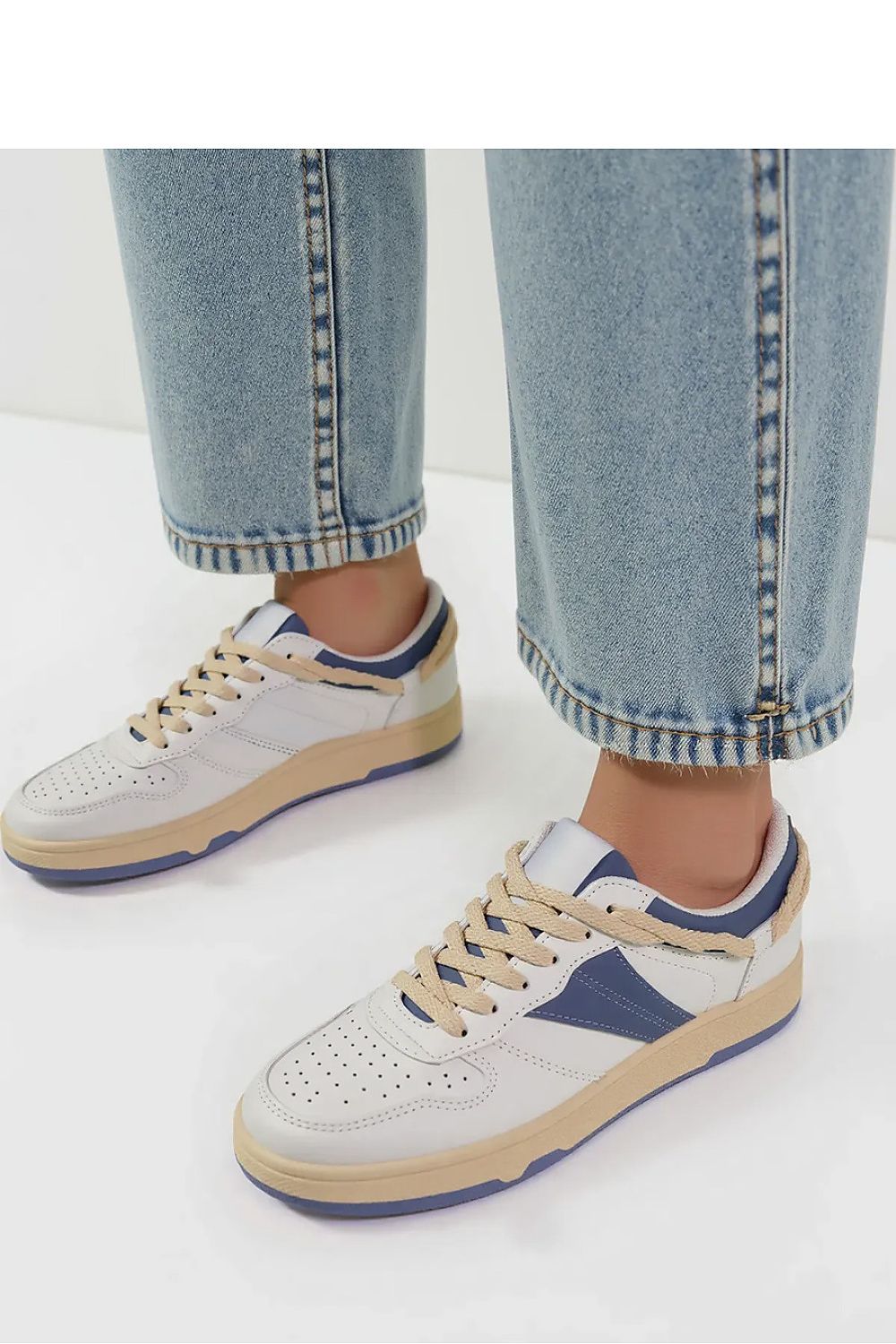 Sport Shoes model 210526 Inello