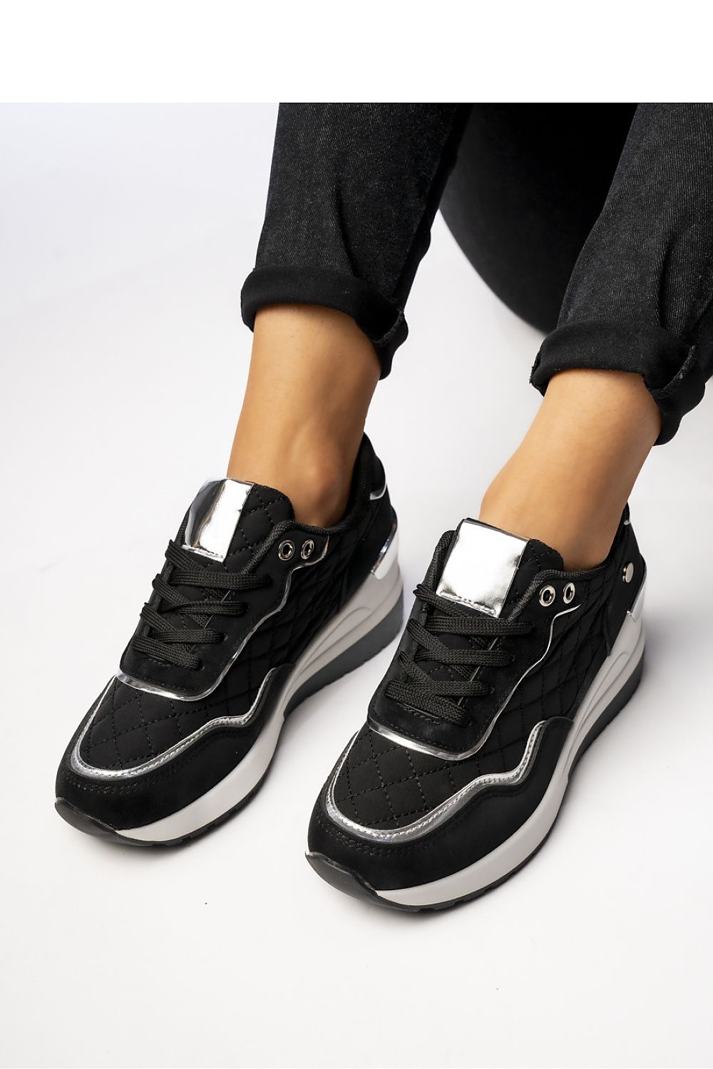 Sport Shoes model 210560 Inello