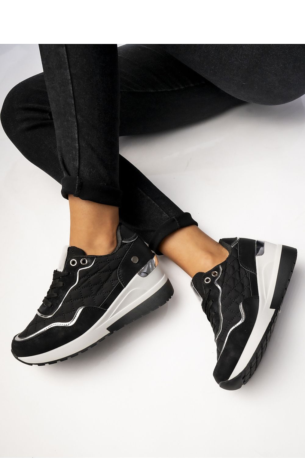 Sport Shoes model 210560 Inello