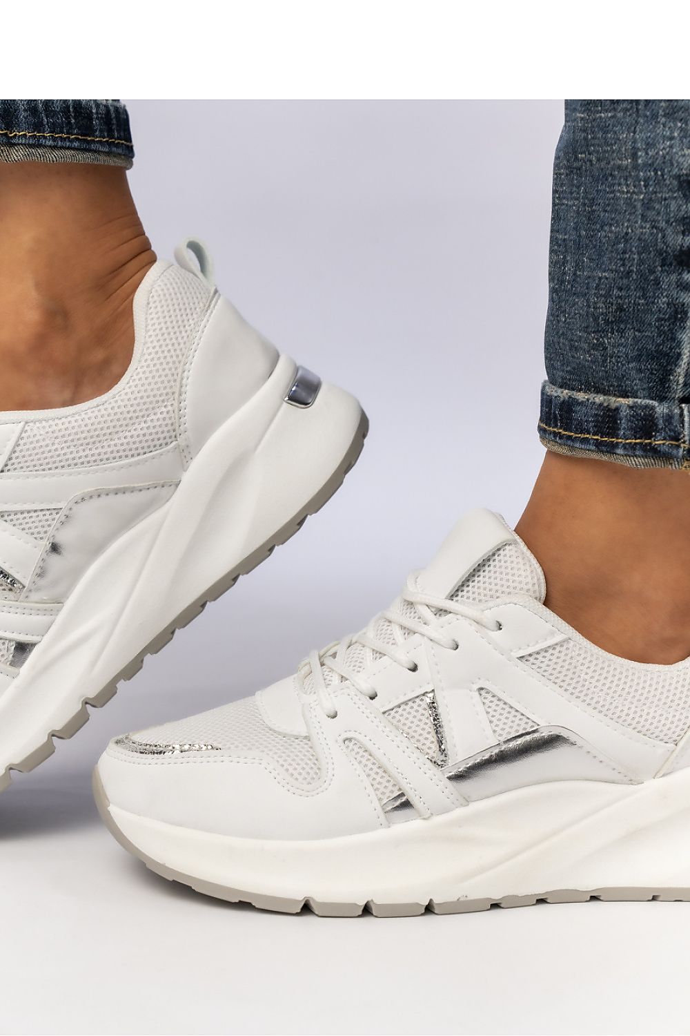 Sport Shoes model 210587 Inello