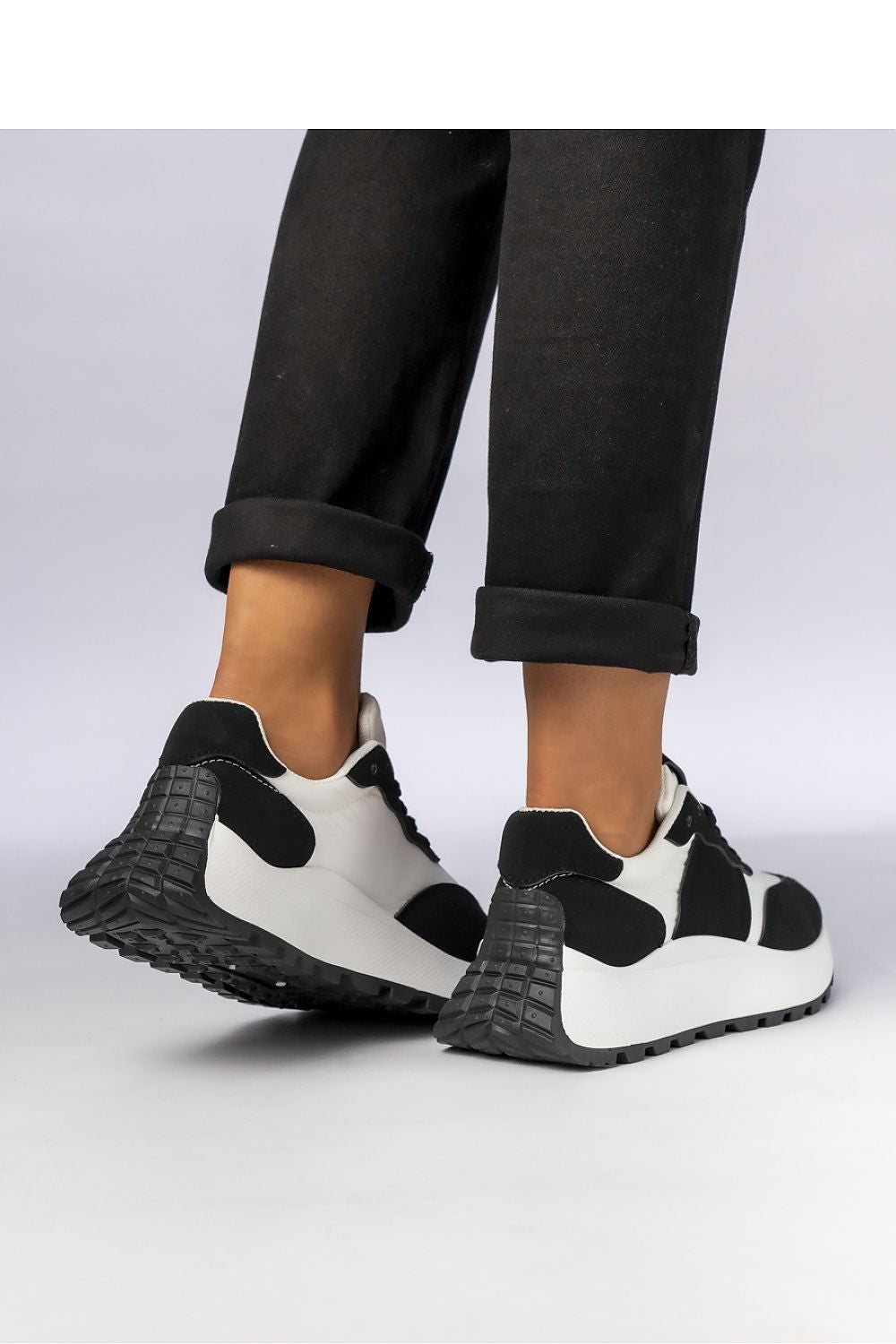 Sport Shoes model 210600 Inello