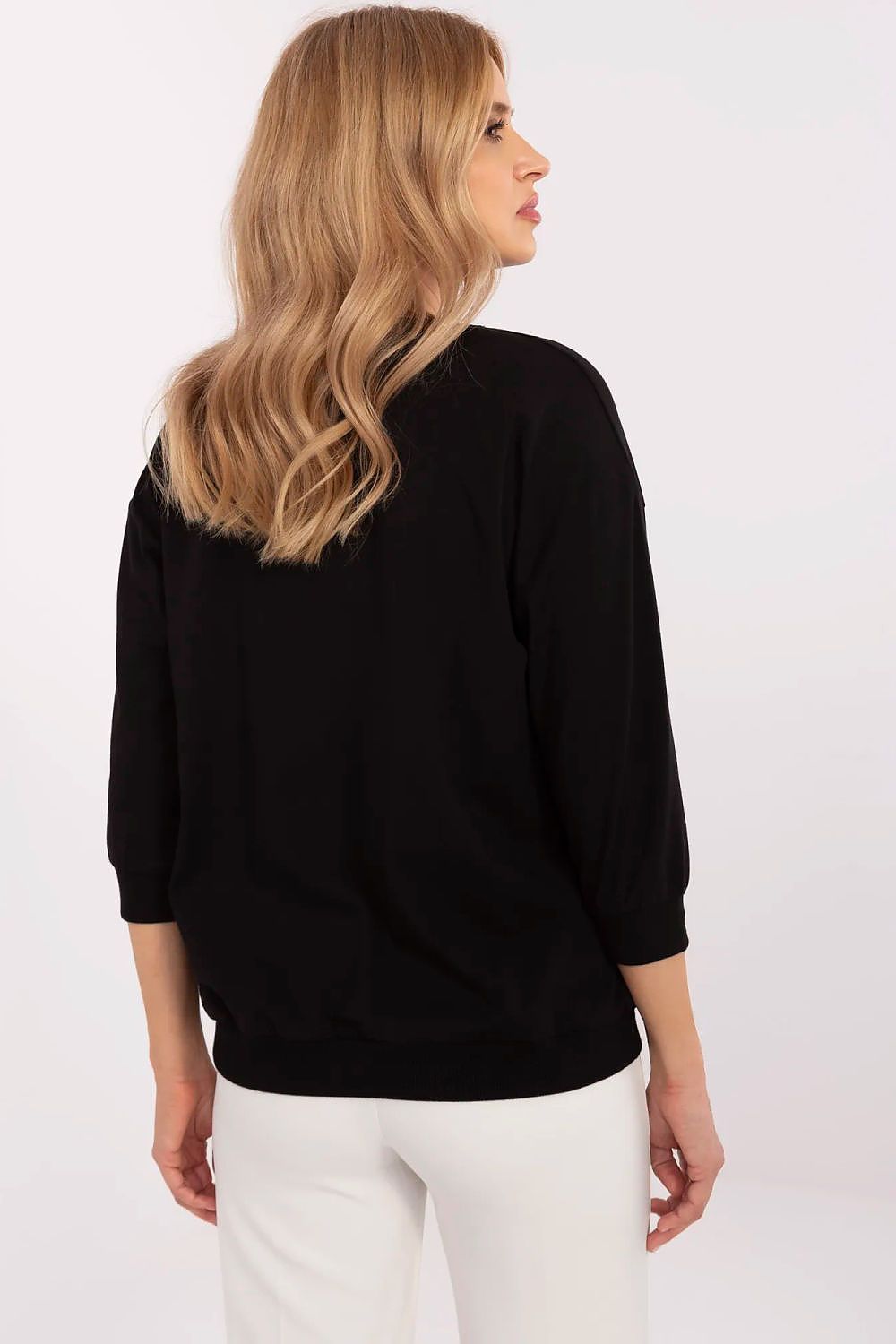 Blouse model 210655 Relevance