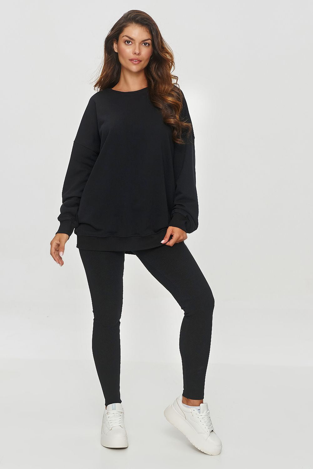 Long leggings model 209665 Makadamia
