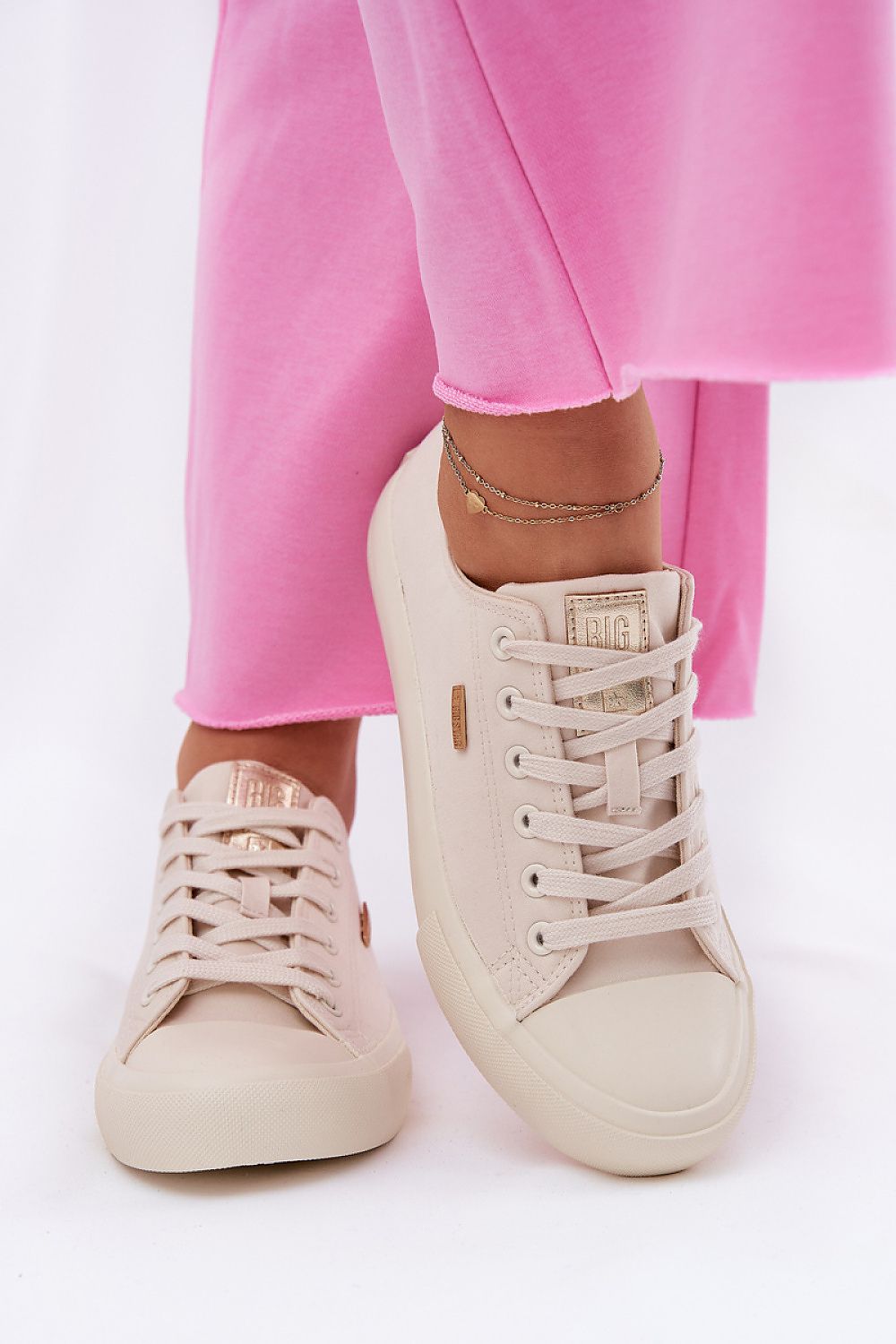 Sneakers model 211351 Step in style