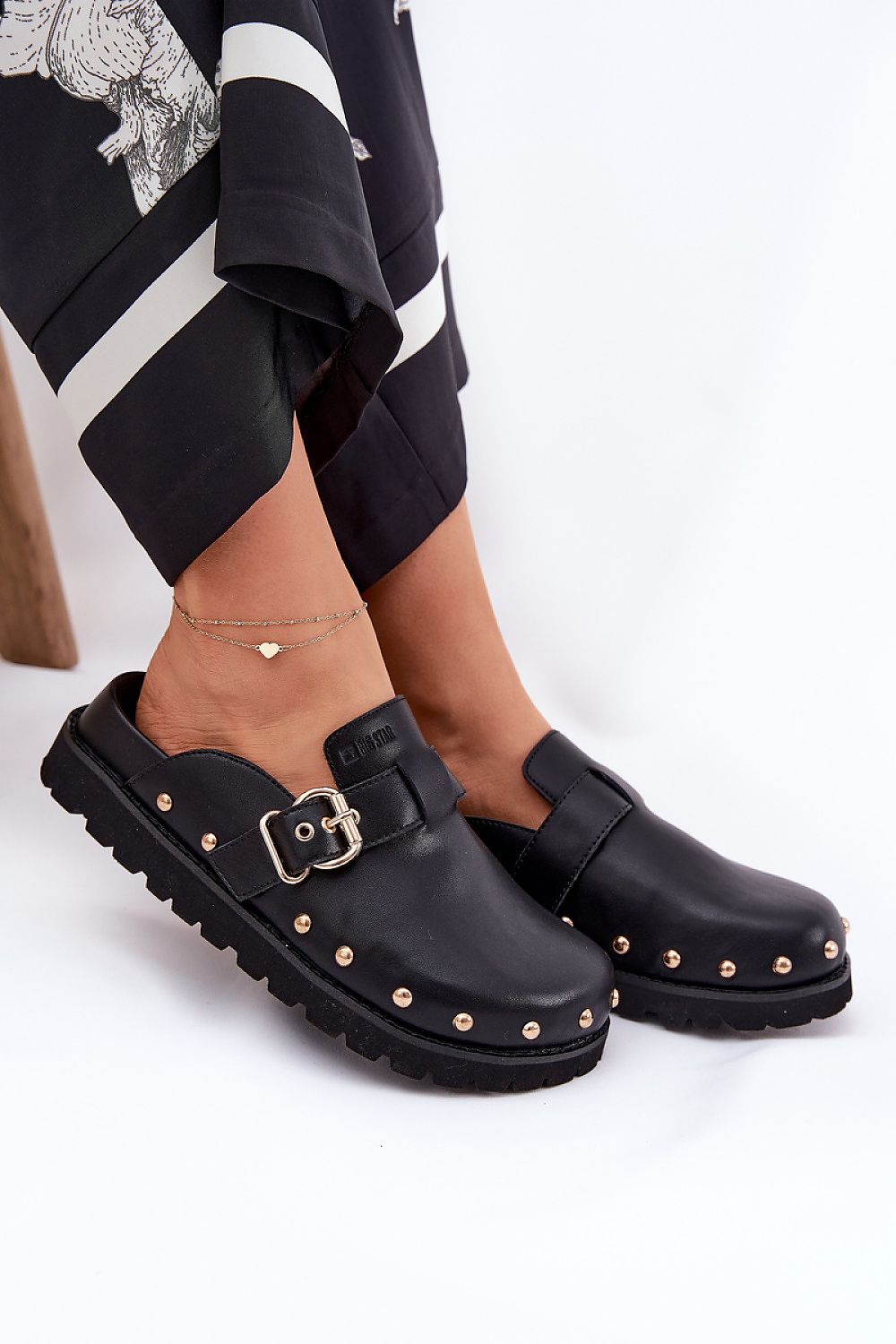 Flip-flops model 211678 Step in style