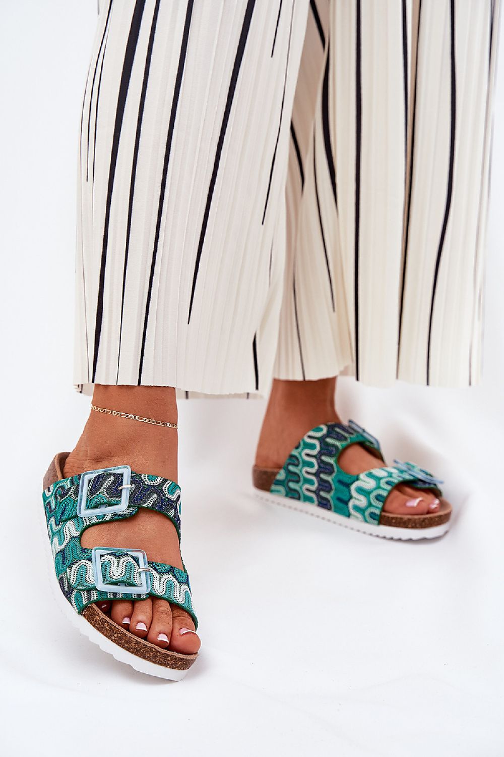 Flip-flops model 211960 Step in style