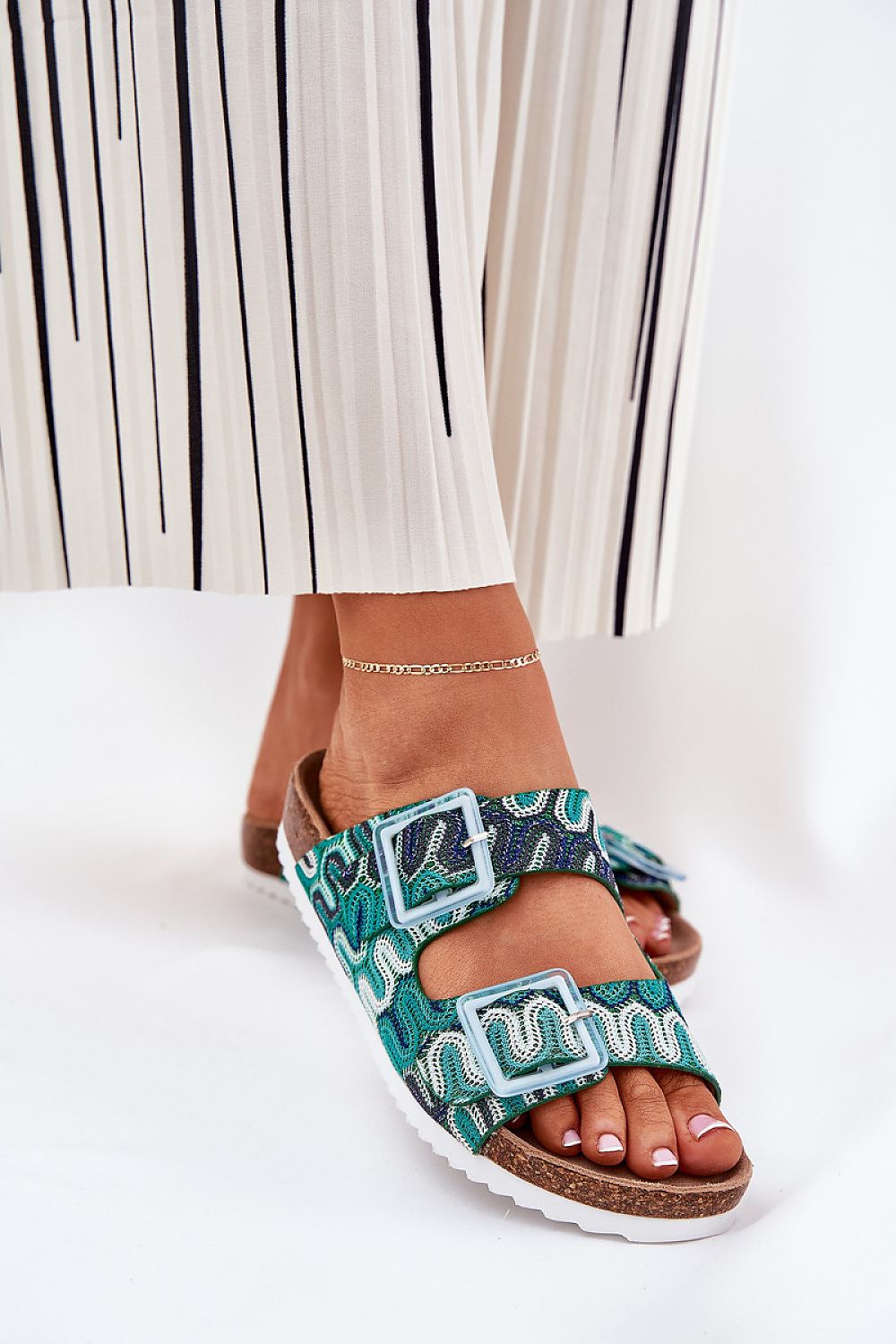 Flip-flops model 211960 Step in style