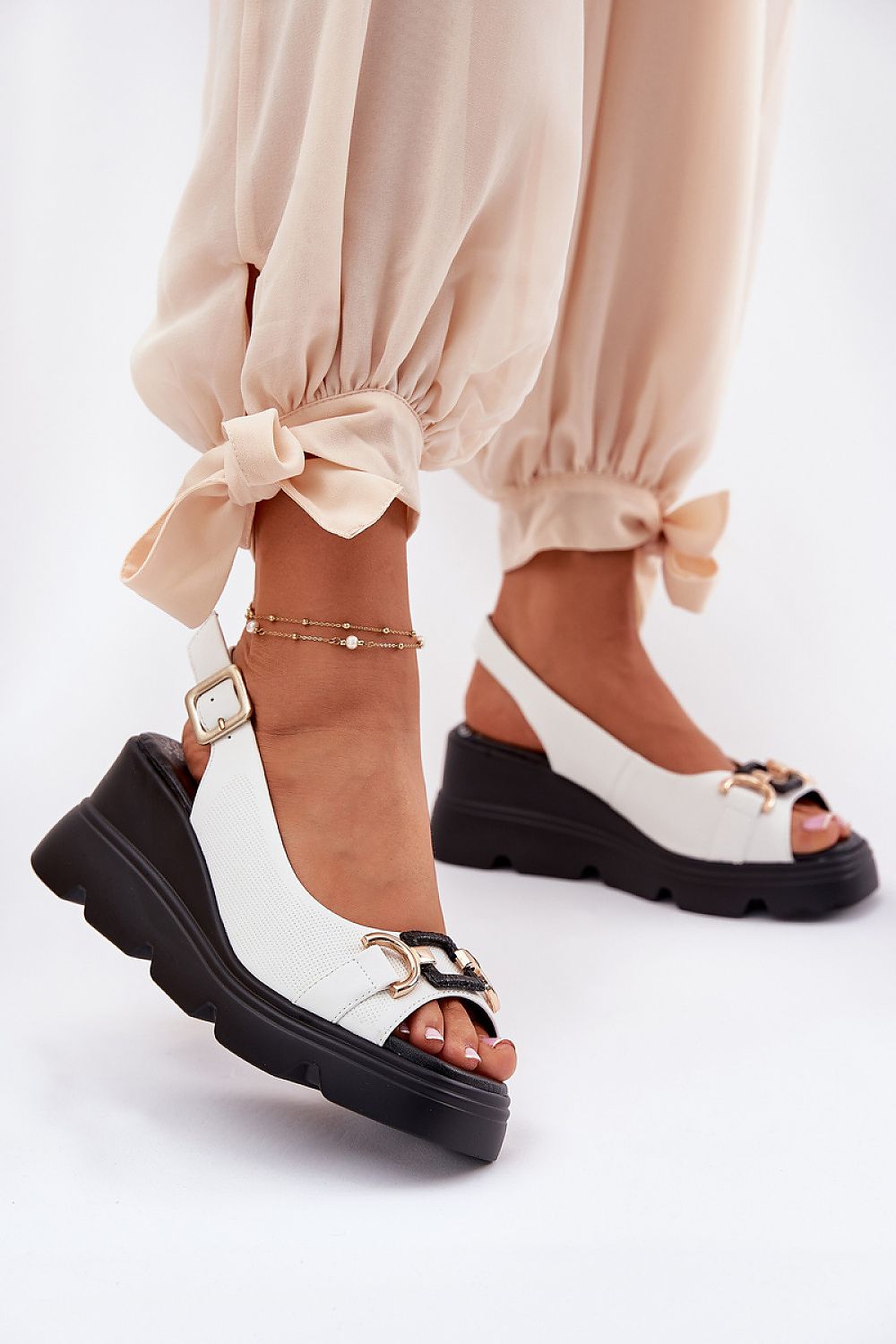 Buskin model 212133 Step in style