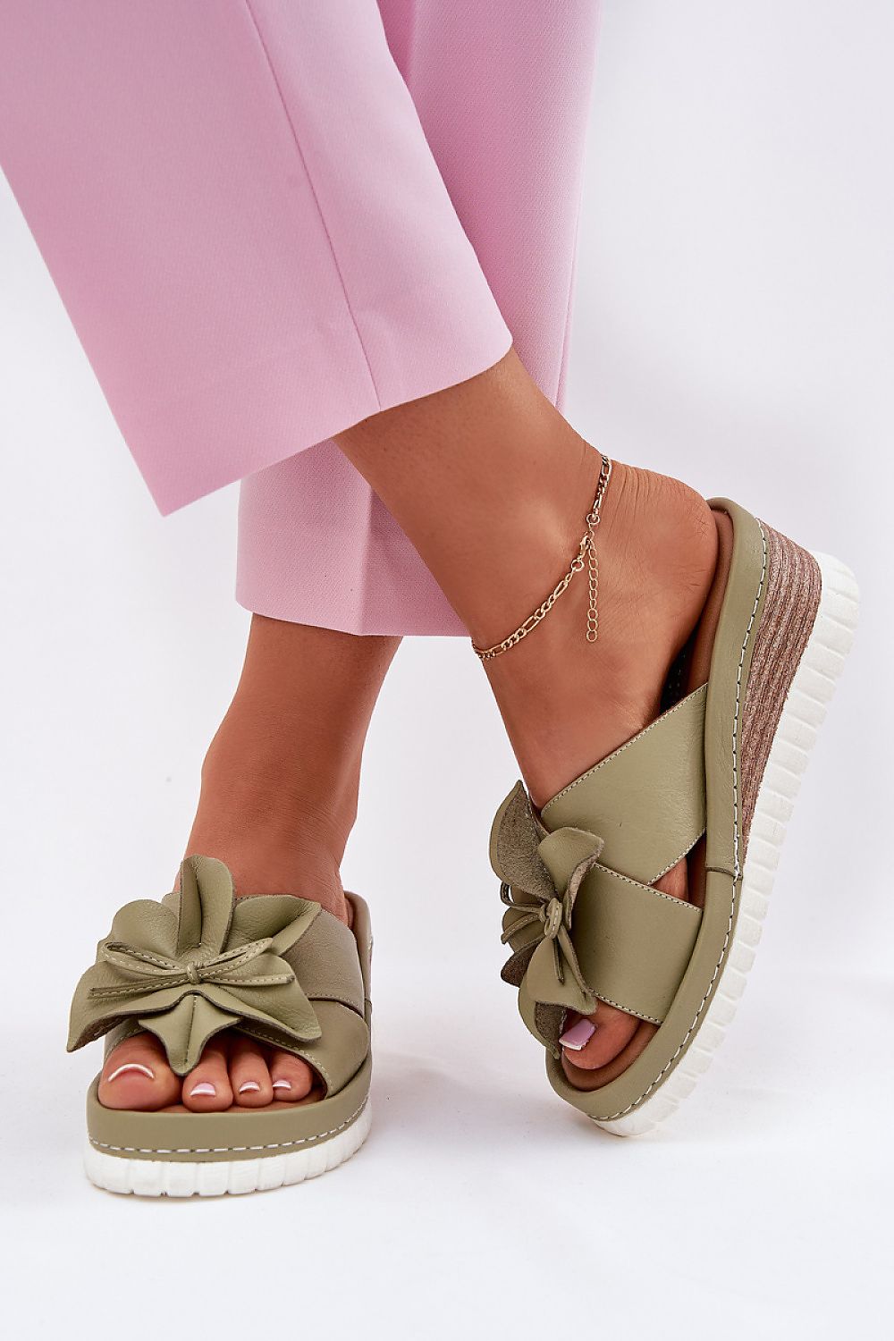Flip-flops model 212702 Step in style