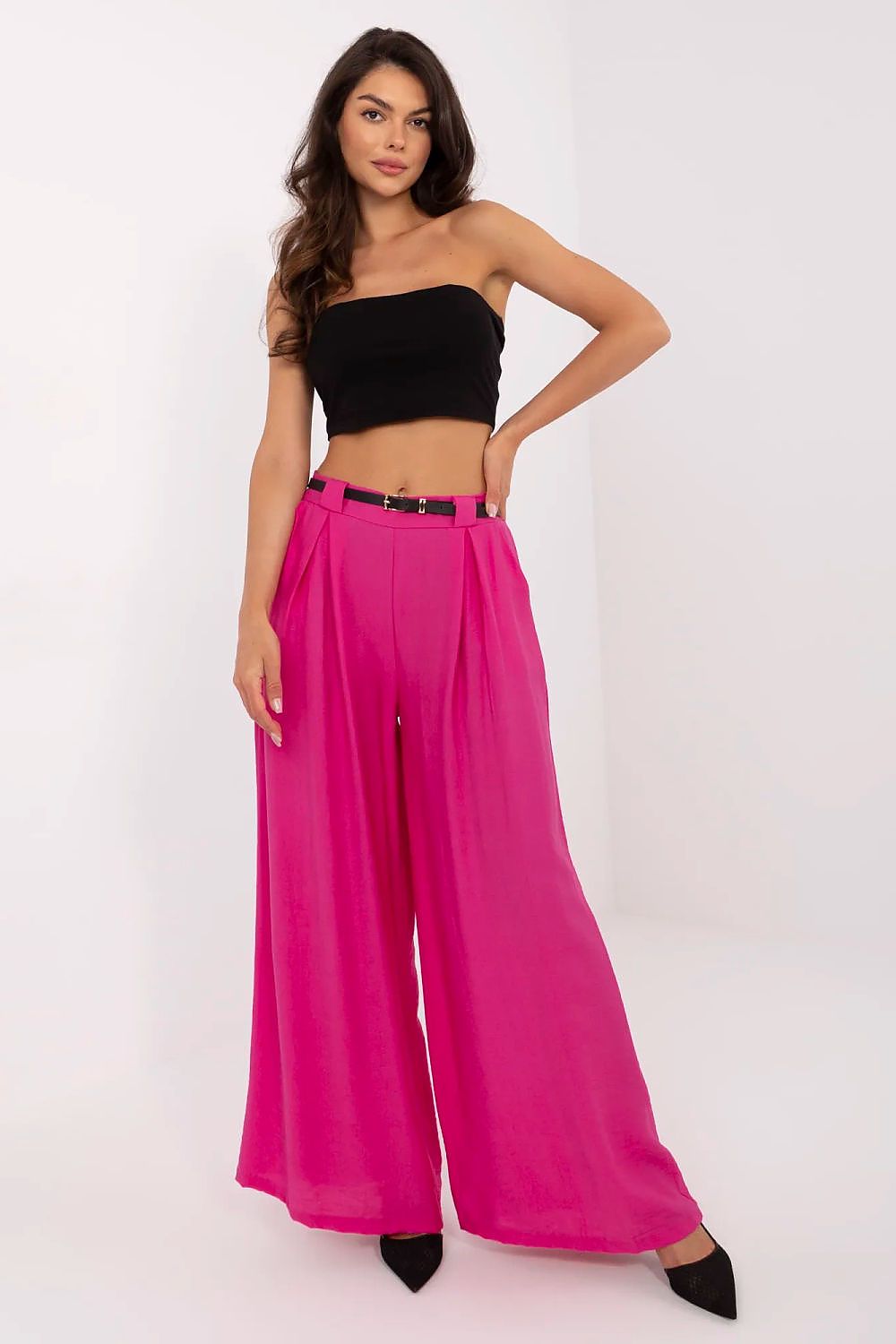 Women trousers model 213061 Italy Moda