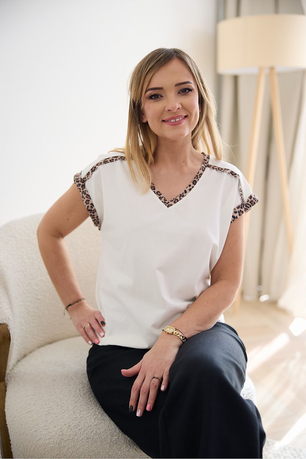 Blouse model 213117 La Aurora