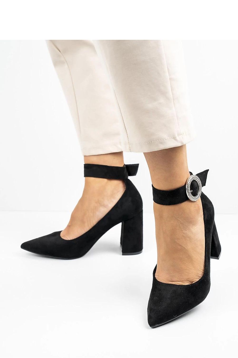 Block heel pumps model 213144 Inello