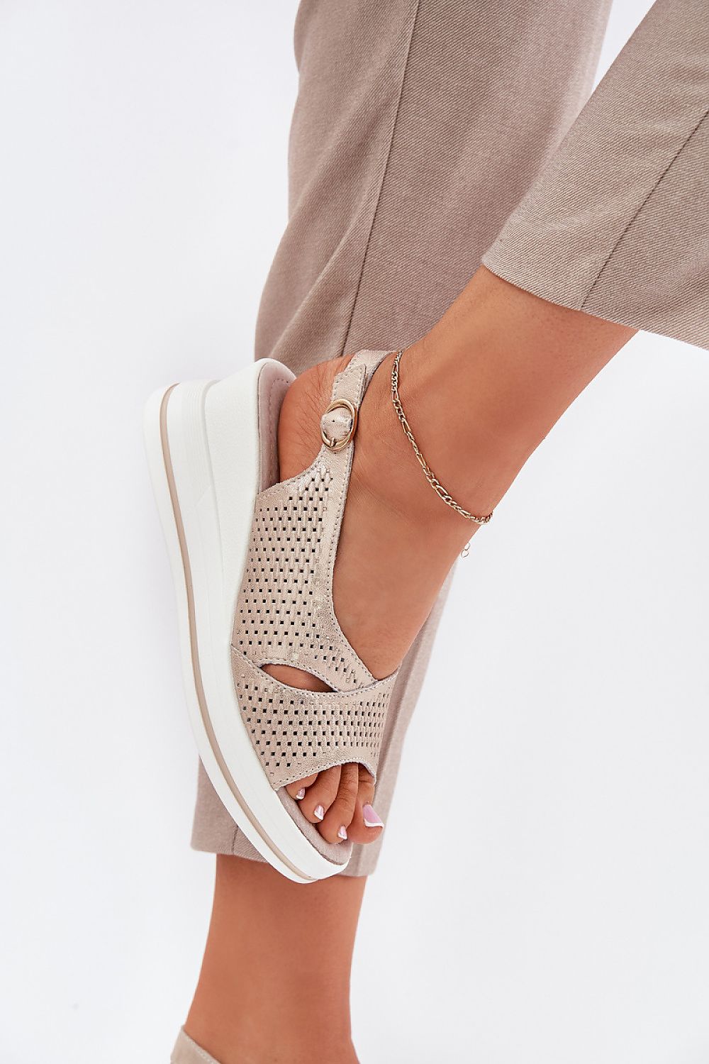 Buskin model 213456 Step in style