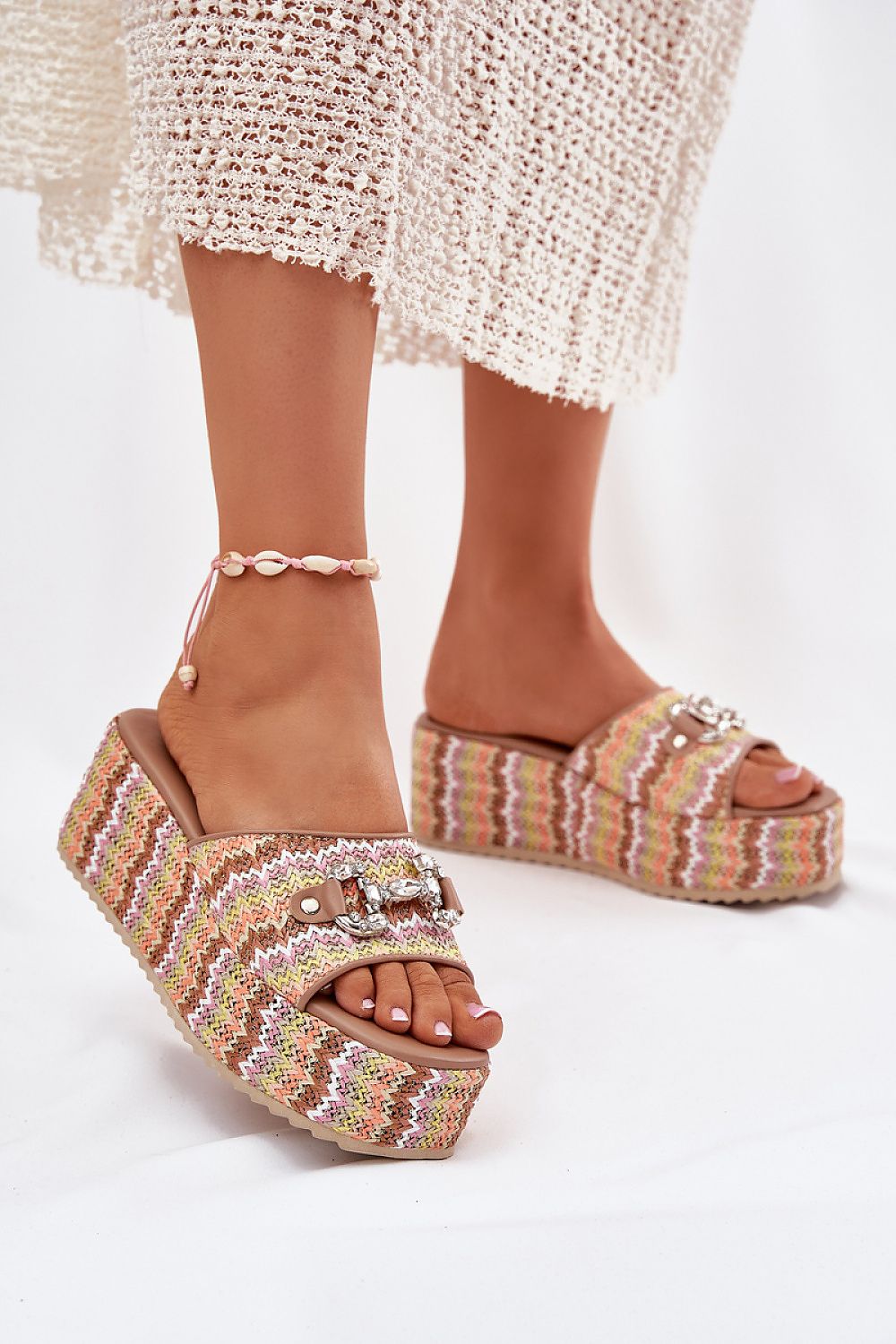 Flip-flops model 213949 Step in style