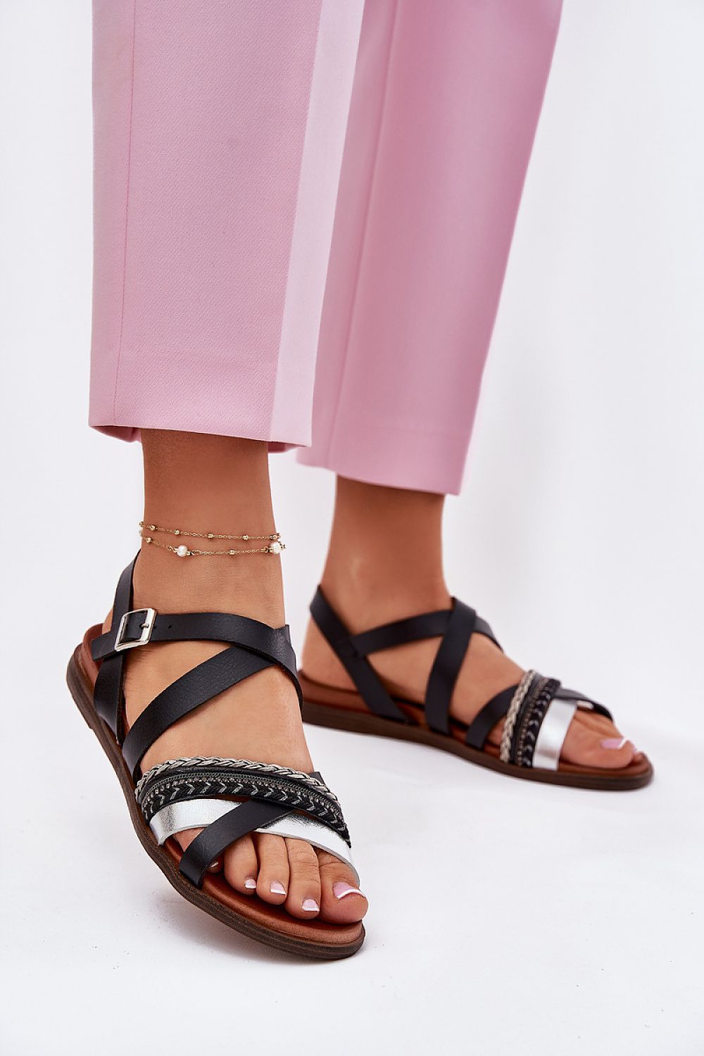 Sandals model 214108 Step in style