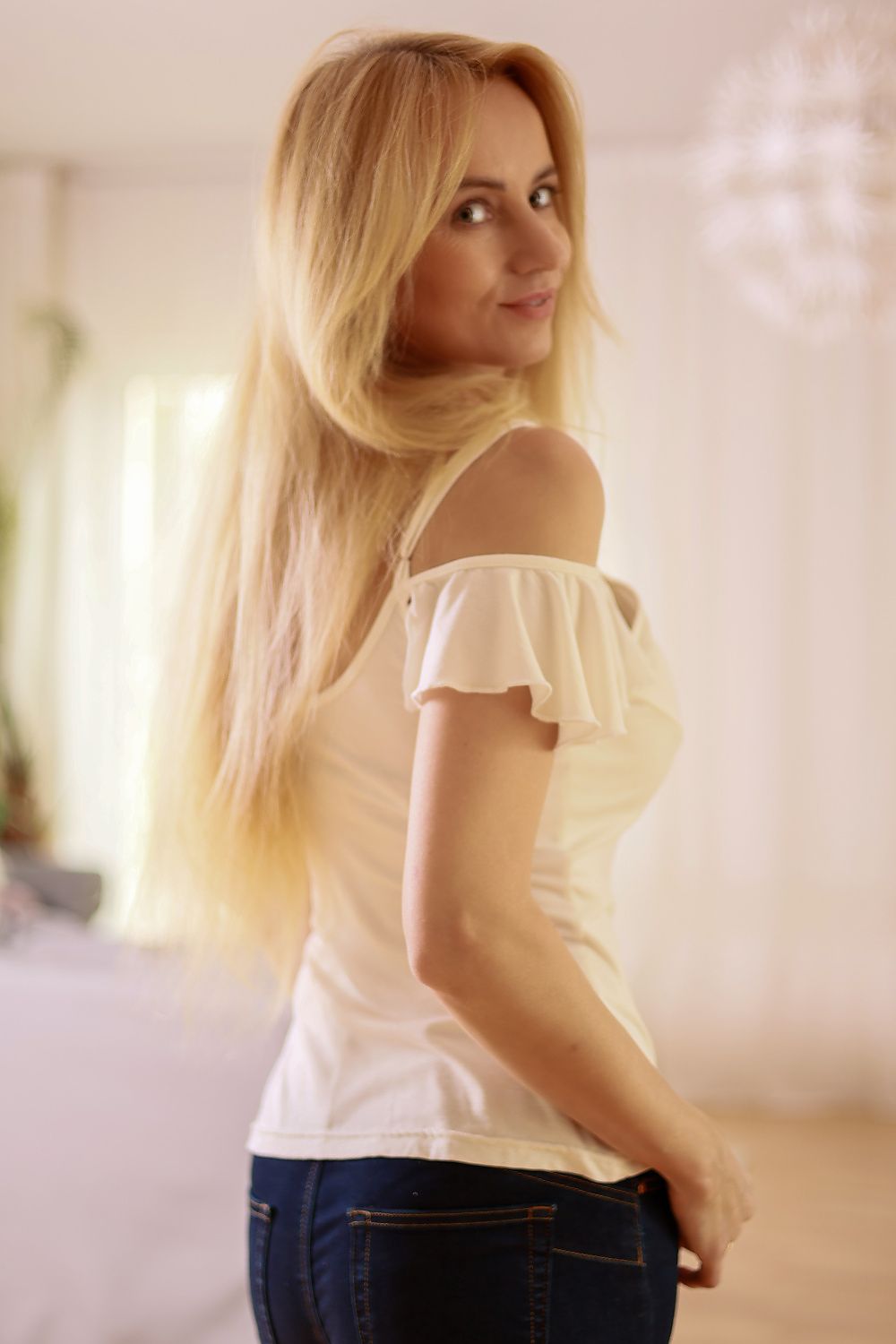 Blouse model 214234 Mirale