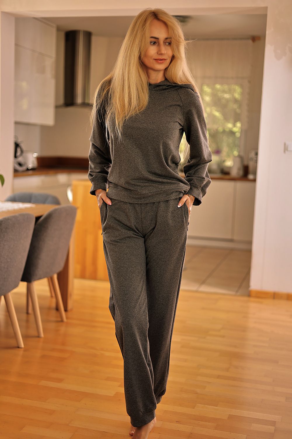 Set model 214267 Mirale