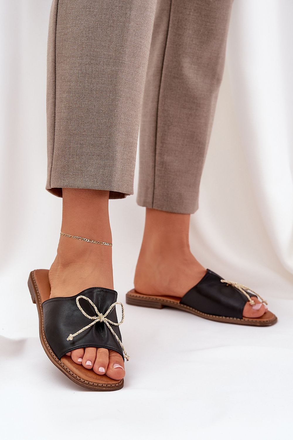 Flip-flops model 214363 Step in style