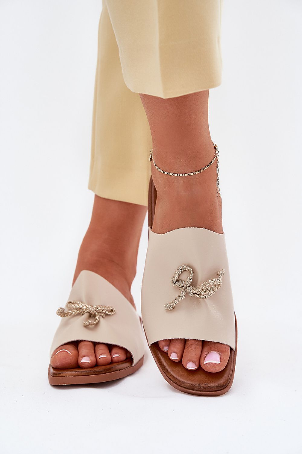 Flip-flops model 214377 Step in style