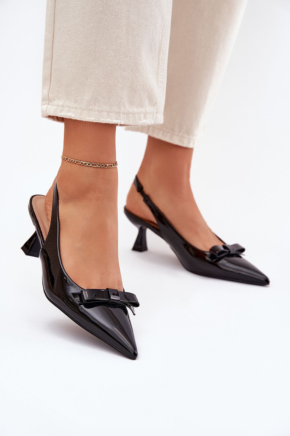 Heel sandals model 214385 Step in style