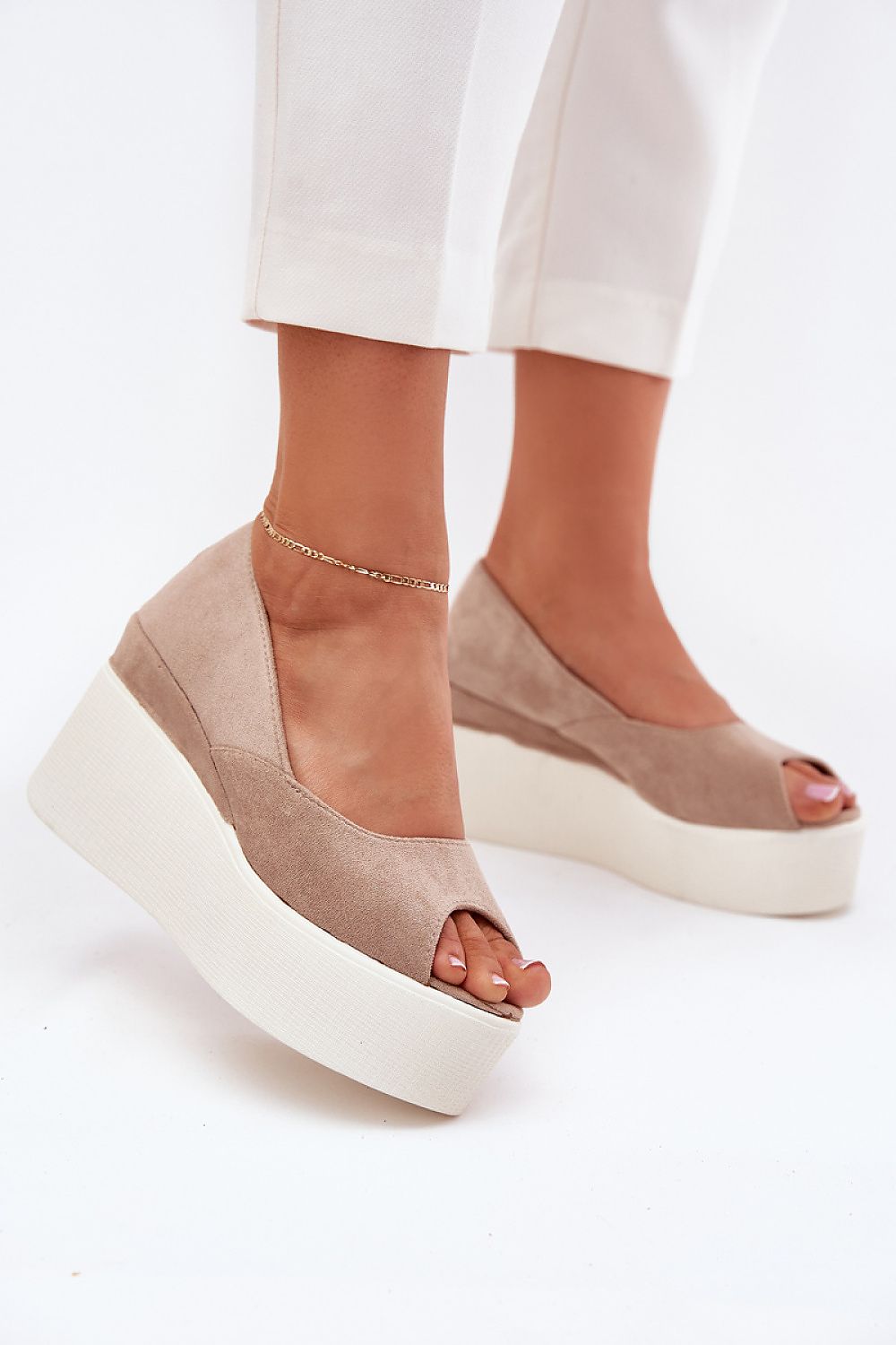 Buskin model 215010 Step in style