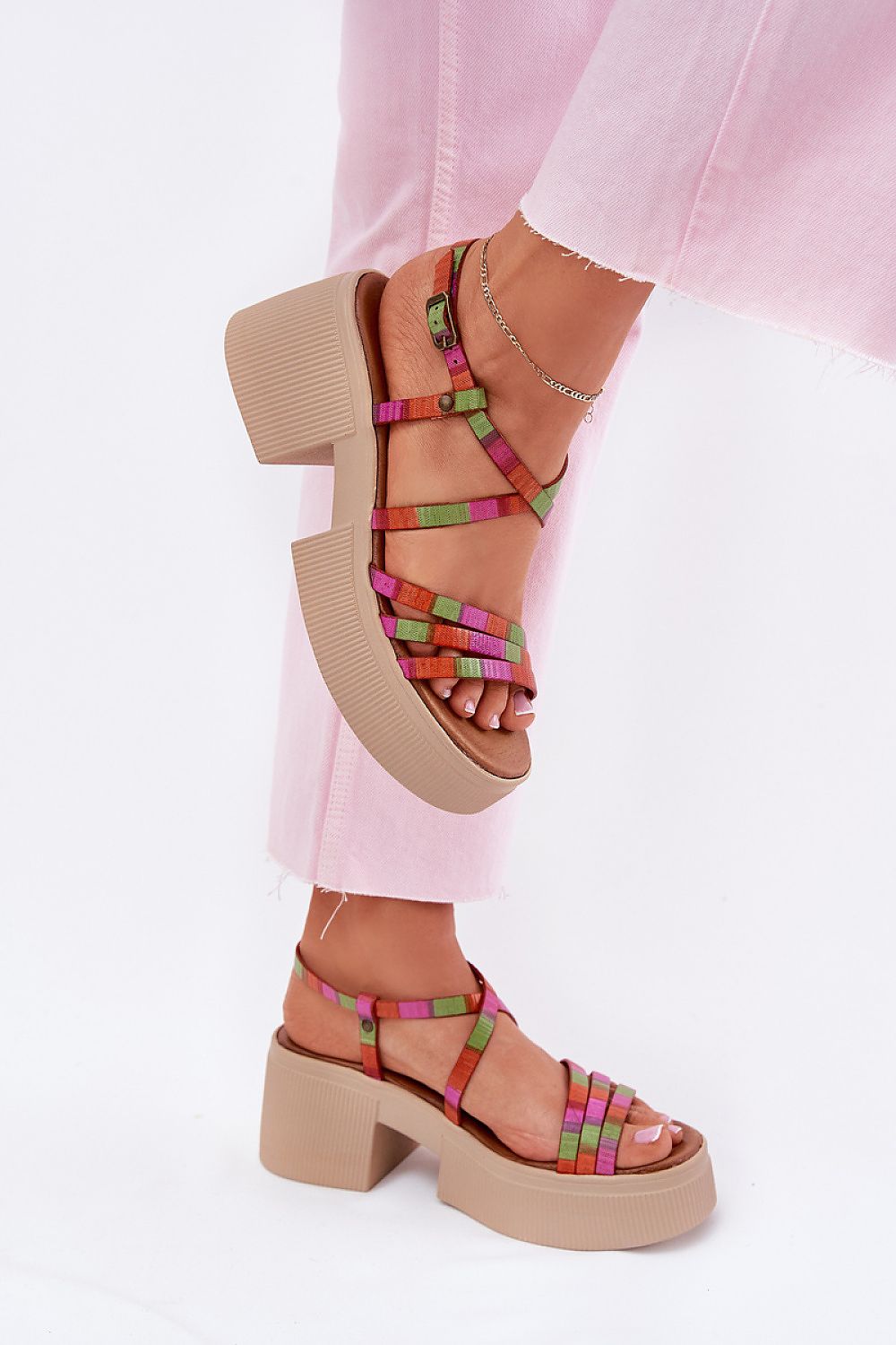 Heel sandals model 215023 Step in style