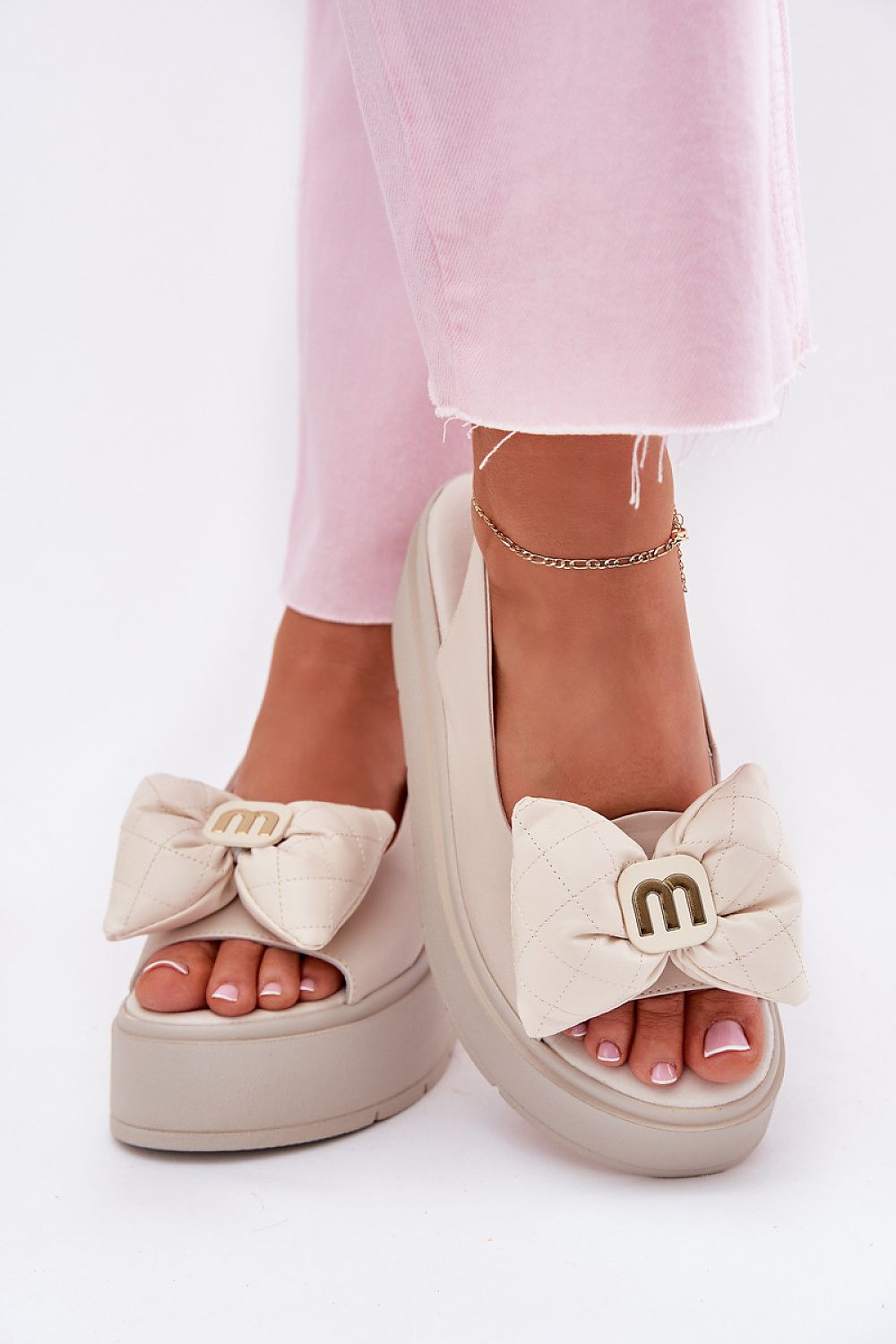 Sandals model 215026 Step in style