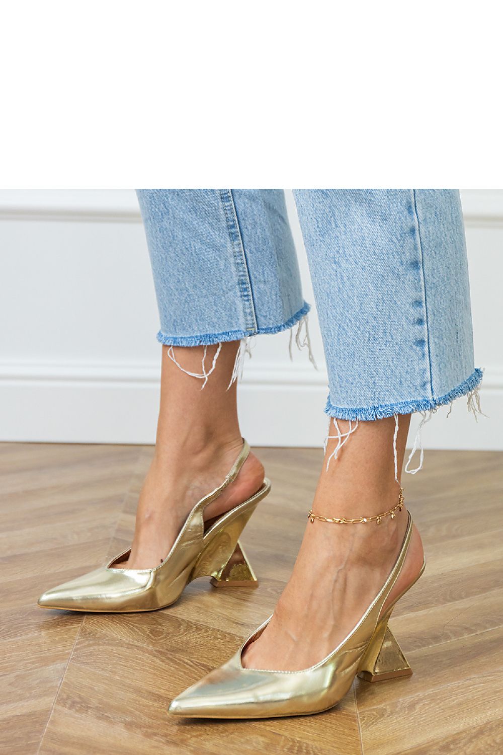 Heel pumps model 215098 PRIMO