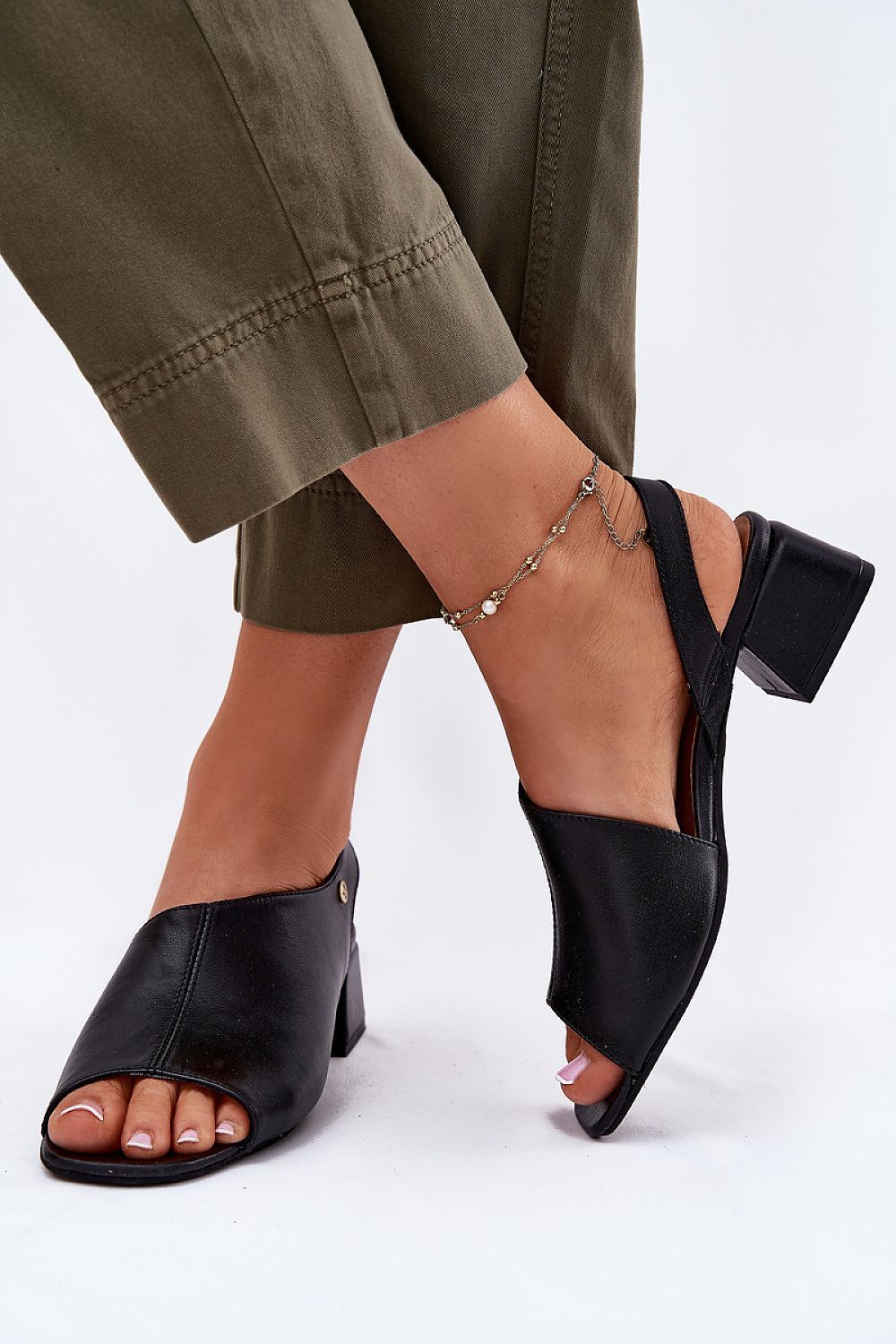 Heel sandals model 215343 Step in style