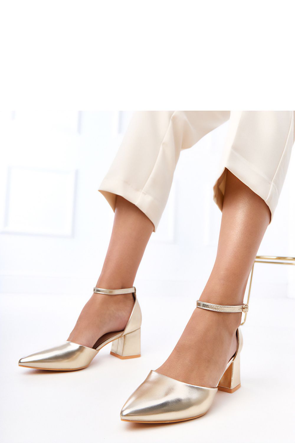 Block heel pumps model 215588 PRIMO