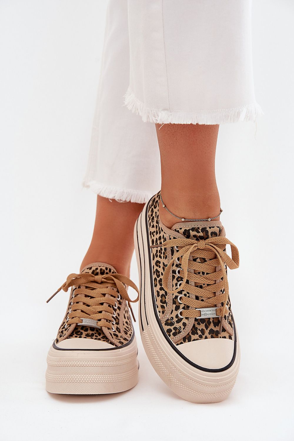 Sneakers model 215668 Step in style
