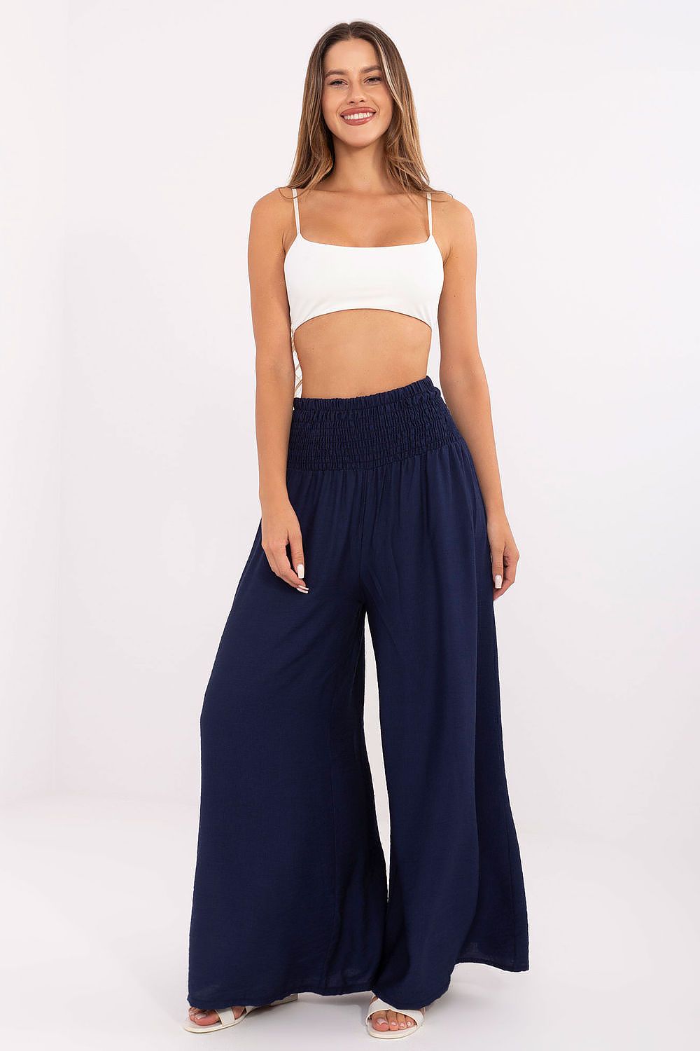 Women trousers model 215786 Italy Moda