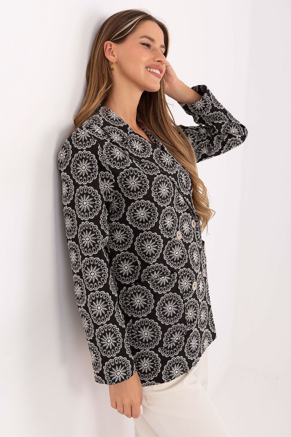 Jacket model 215927 Lakerta