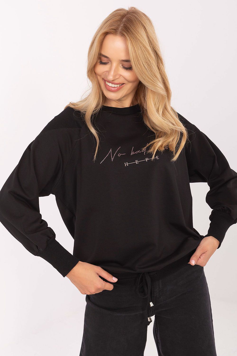 Blouse model 217036 Relevance