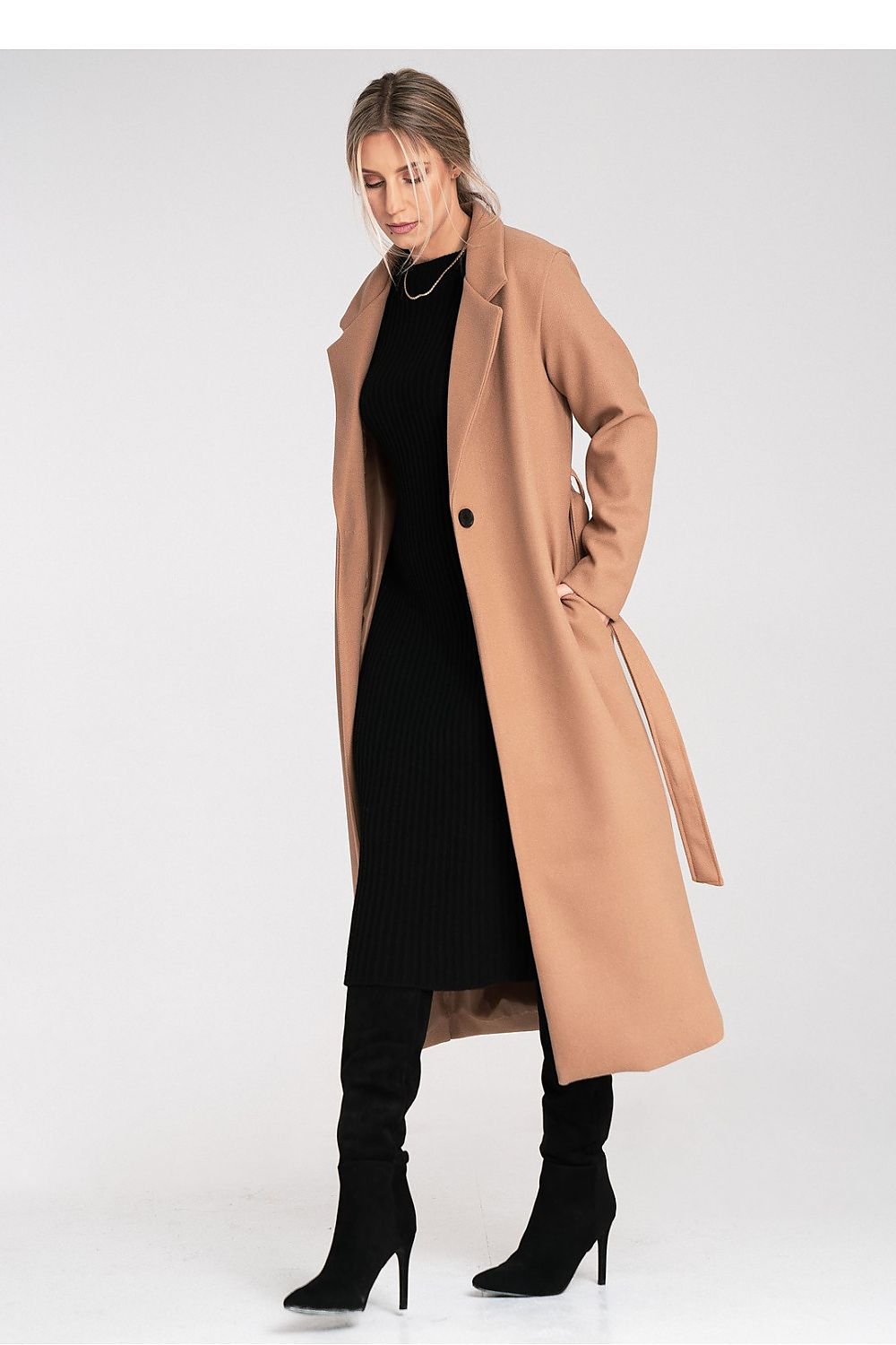 Coat model 217100 Figl