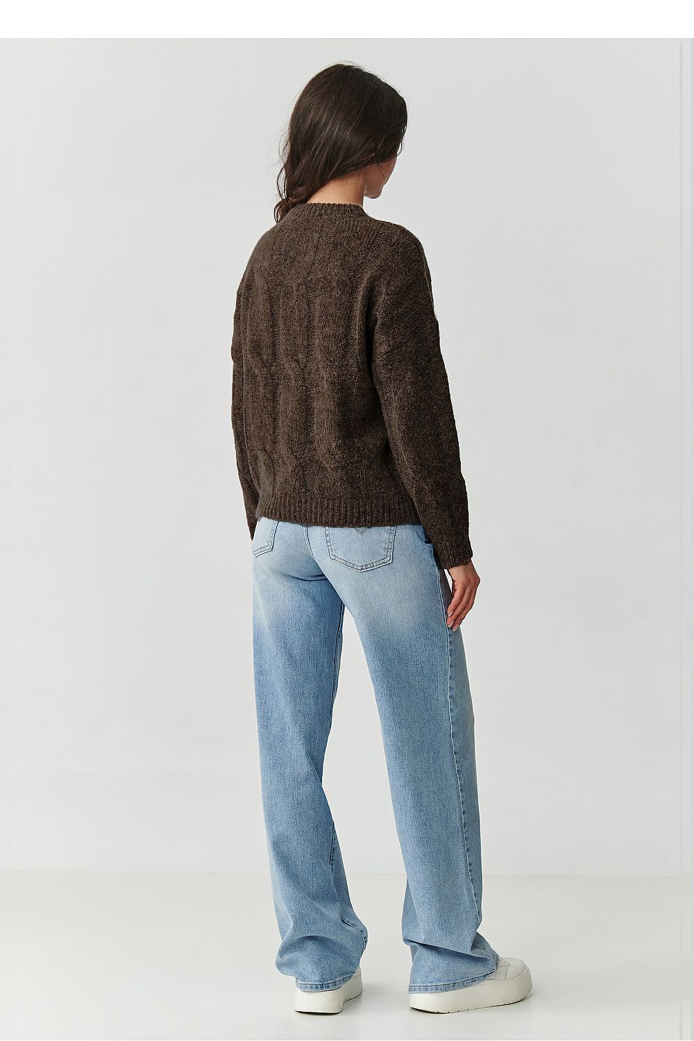 Jumper model 217355 Makadamia