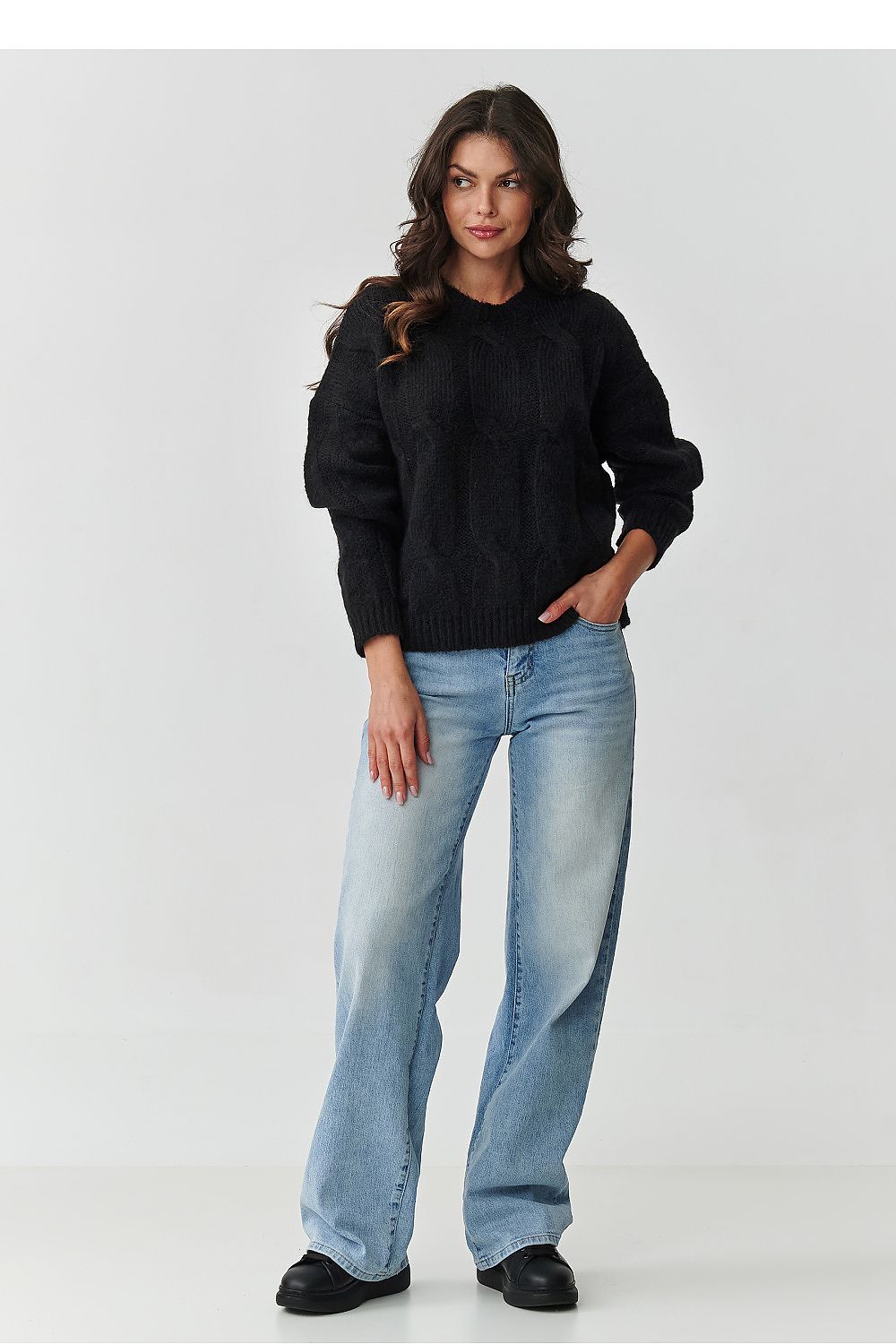 Jumper model 217362 Makadamia