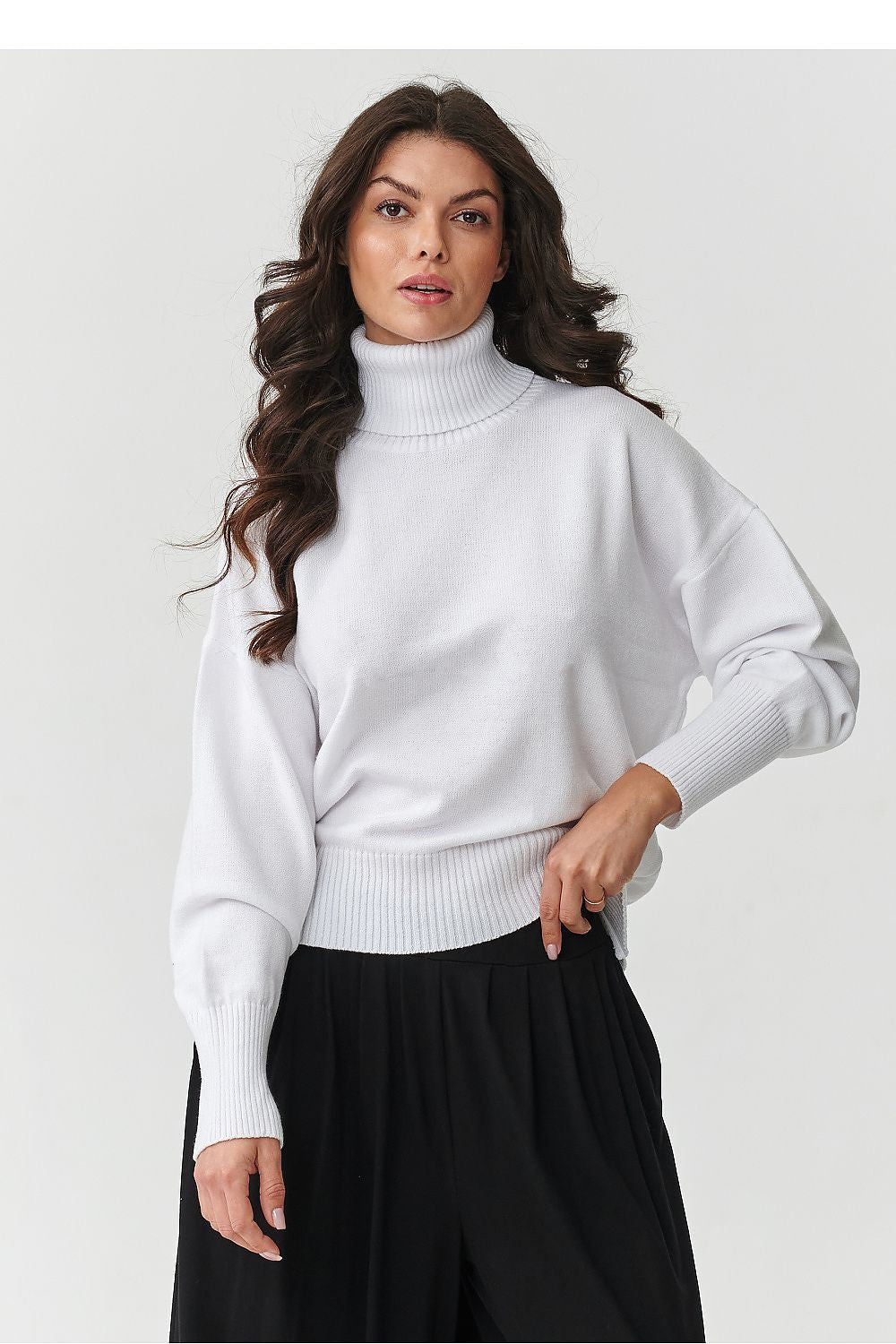 Turtleneck model 217399 Makadamia