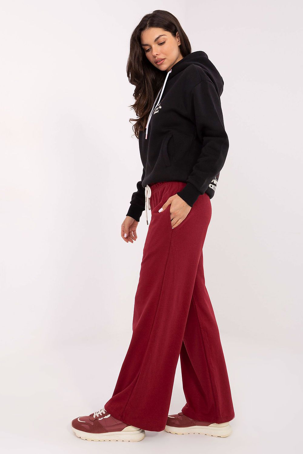 Tracksuit trousers model 218246 Relevance