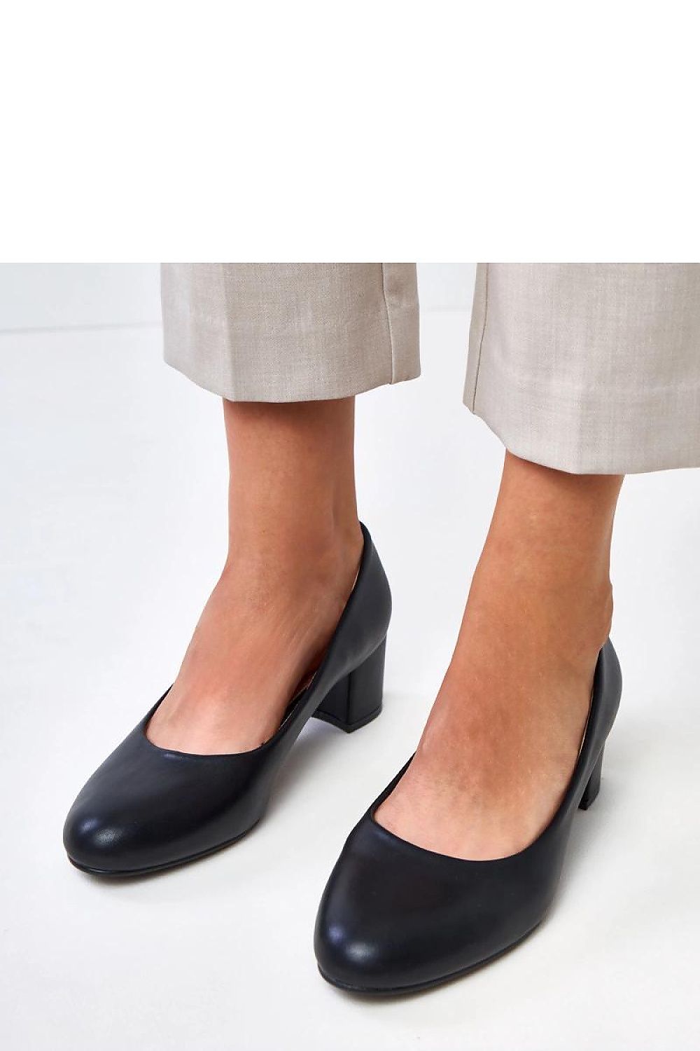 Block heel pumps model 218370 Solea