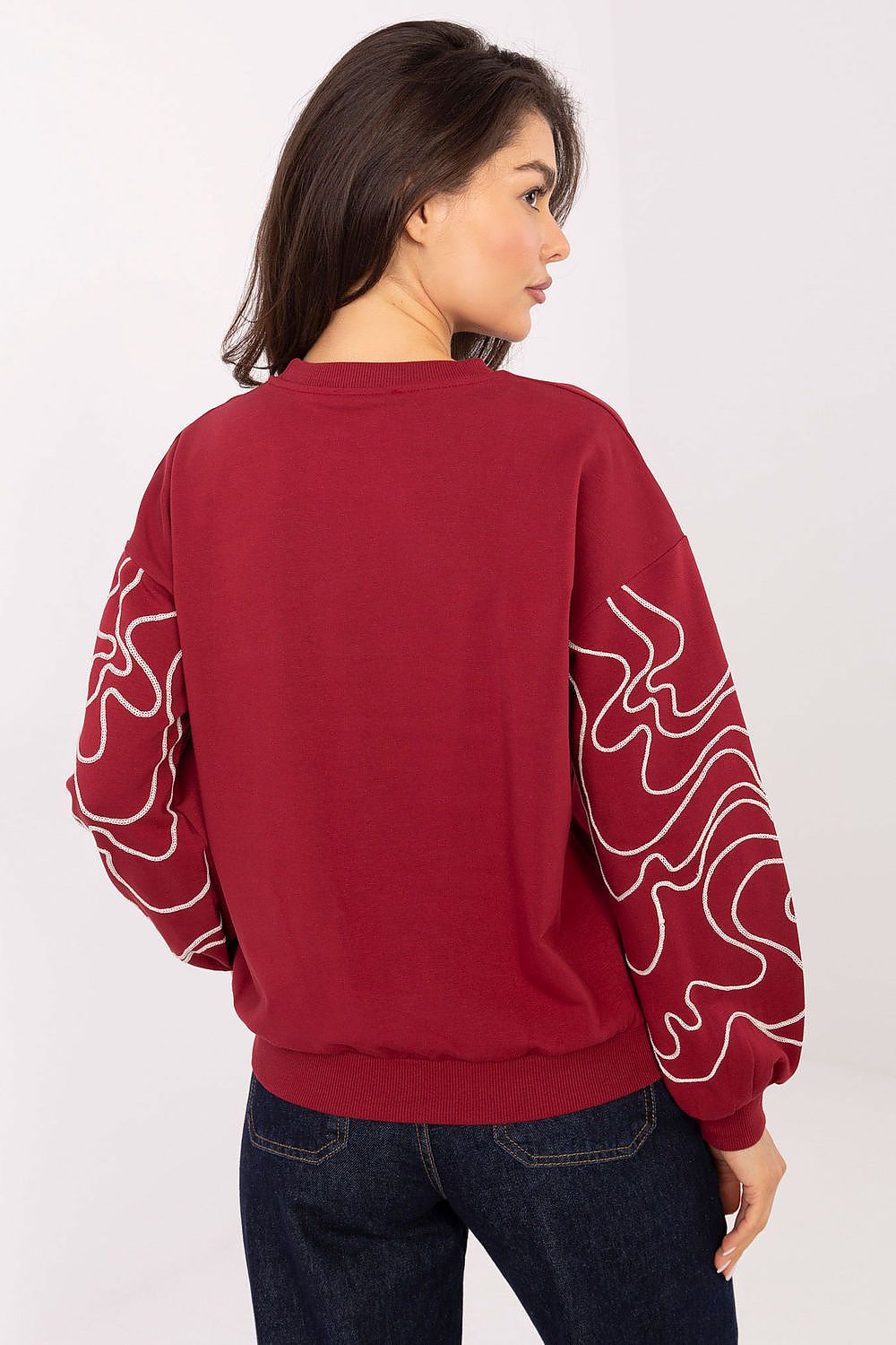 Sweatshirt model 218380 Relevance