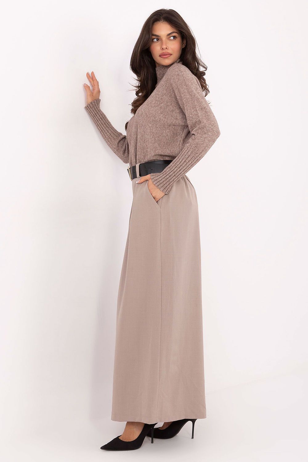 Women trousers model 220022 Italy Moda