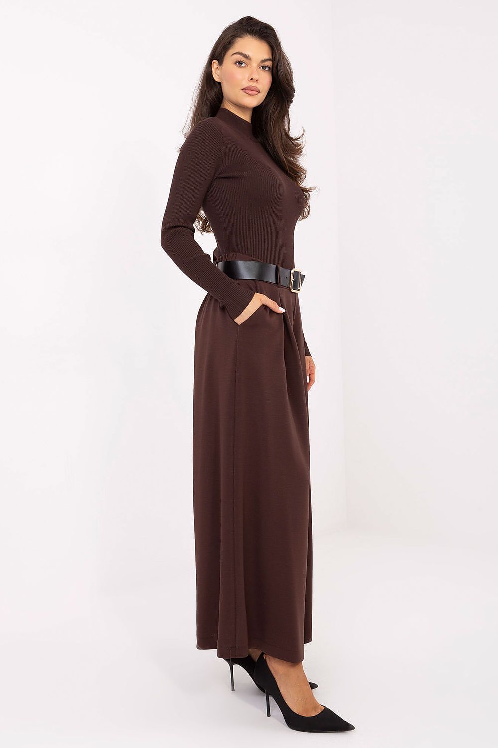 Women trousers model 220027 Italy Moda