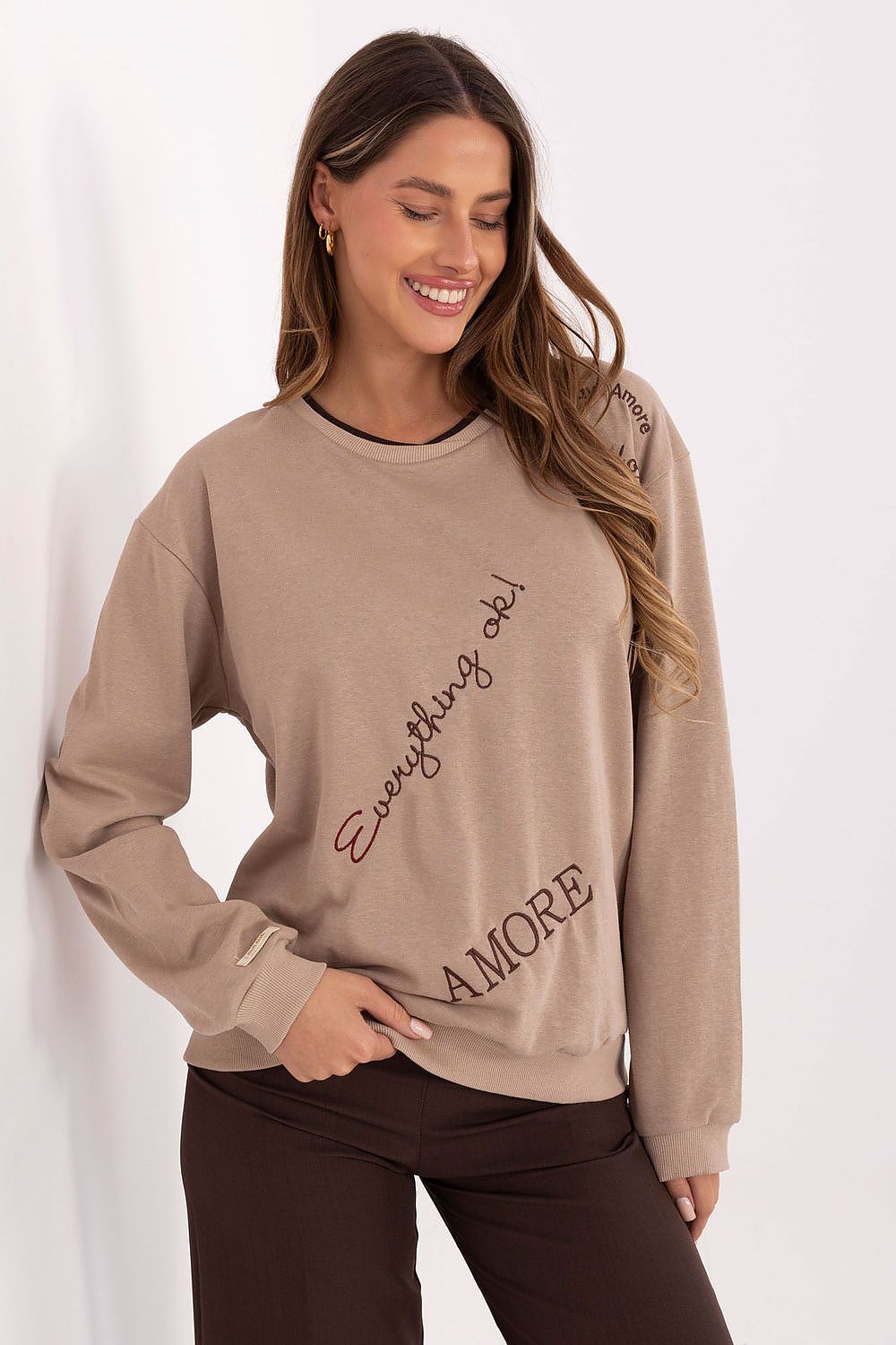 Sweatshirt model 220416 Relevance